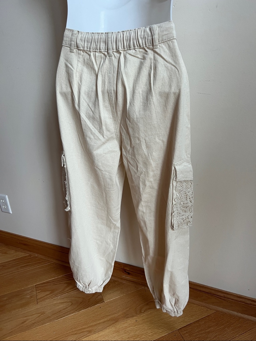 POL Cream Distressed Patchwork Cargo Pants - Picture 4 of 11